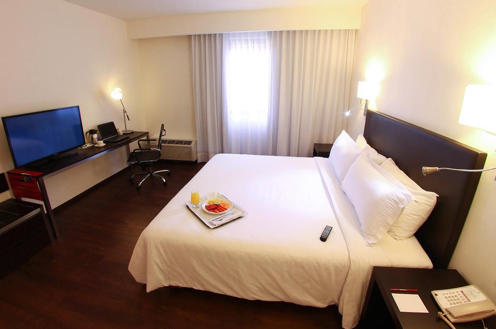 Fiesta Inn Xalapa Exterior foto